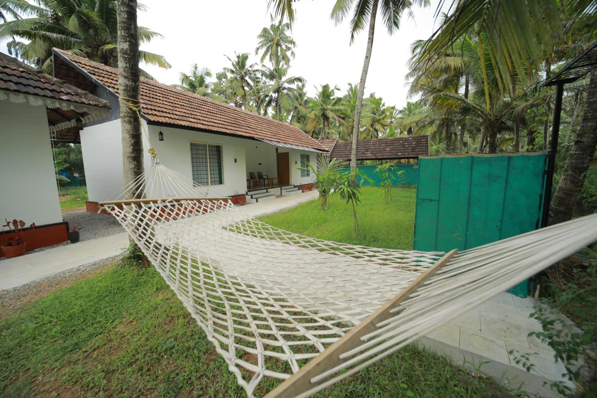 Prakruthi Residency Munroeisland Lejlighed Mundrothuruth Eksteriør billede